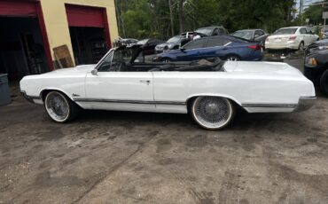 Oldsmobile-Cutlass-1965-11