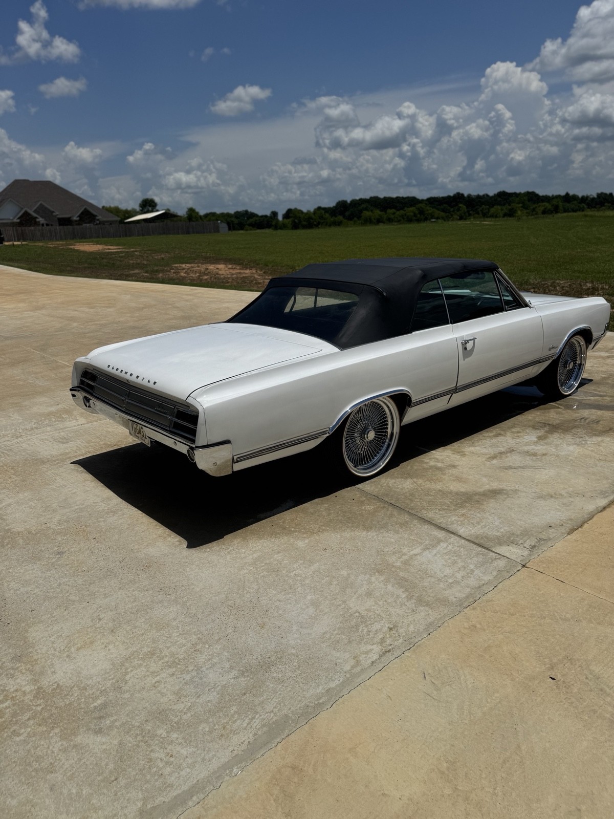 Oldsmobile-Cutlass-1965-2