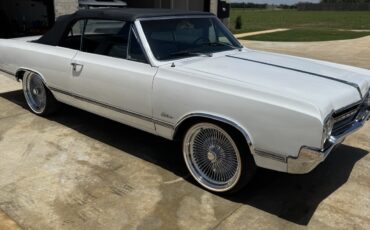 Oldsmobile-Cutlass-1965-3