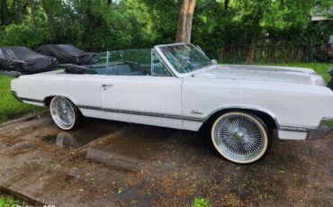 Oldsmobile-Cutlass-1965-8