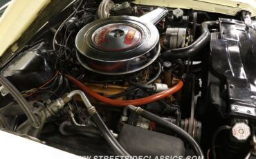 Oldsmobile-Cutlass-1967-Cameo-White-Black-38