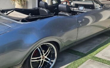 Oldsmobile-Cutlass-1968-Convertible-3