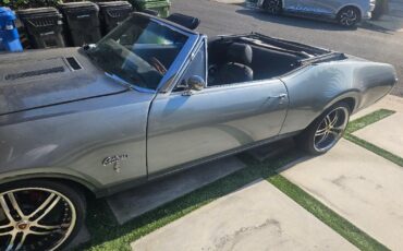Oldsmobile-Cutlass-1968-Convertible-8