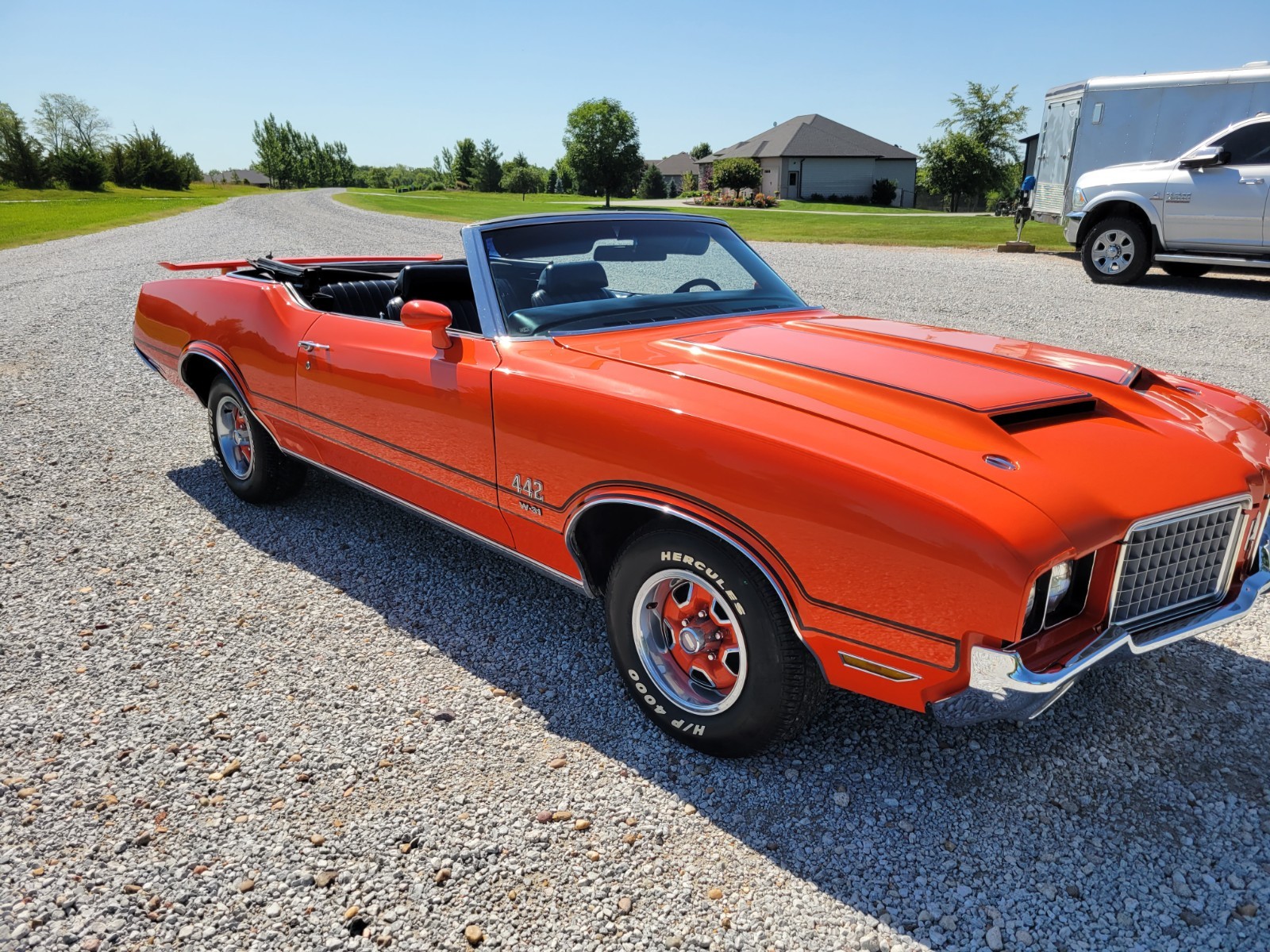 Oldsmobile-Cutlass-1972-Convertible-1