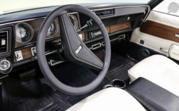 Oldsmobile-Cutlass-1972-Convertible-17