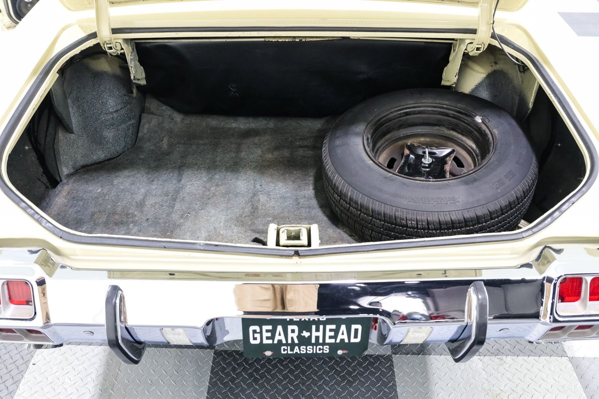Oldsmobile-Cutlass-1972-Convertible-28