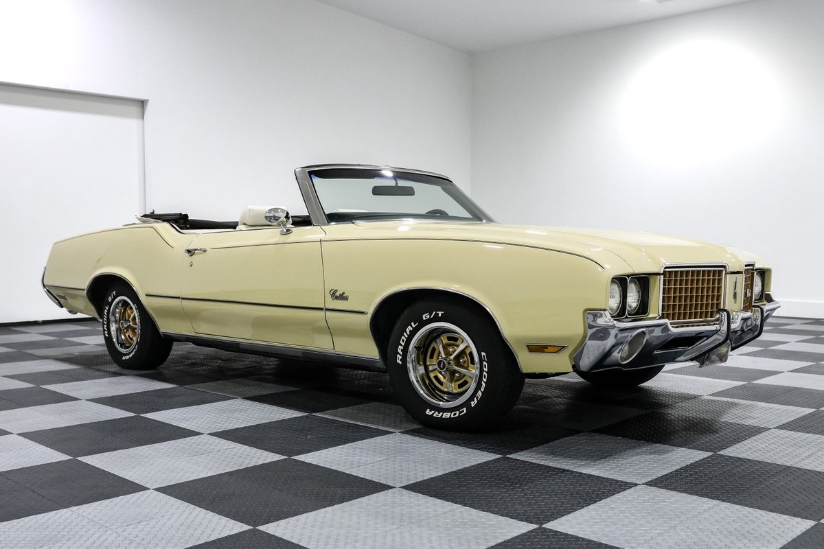 Oldsmobile-Cutlass-1972-Convertible