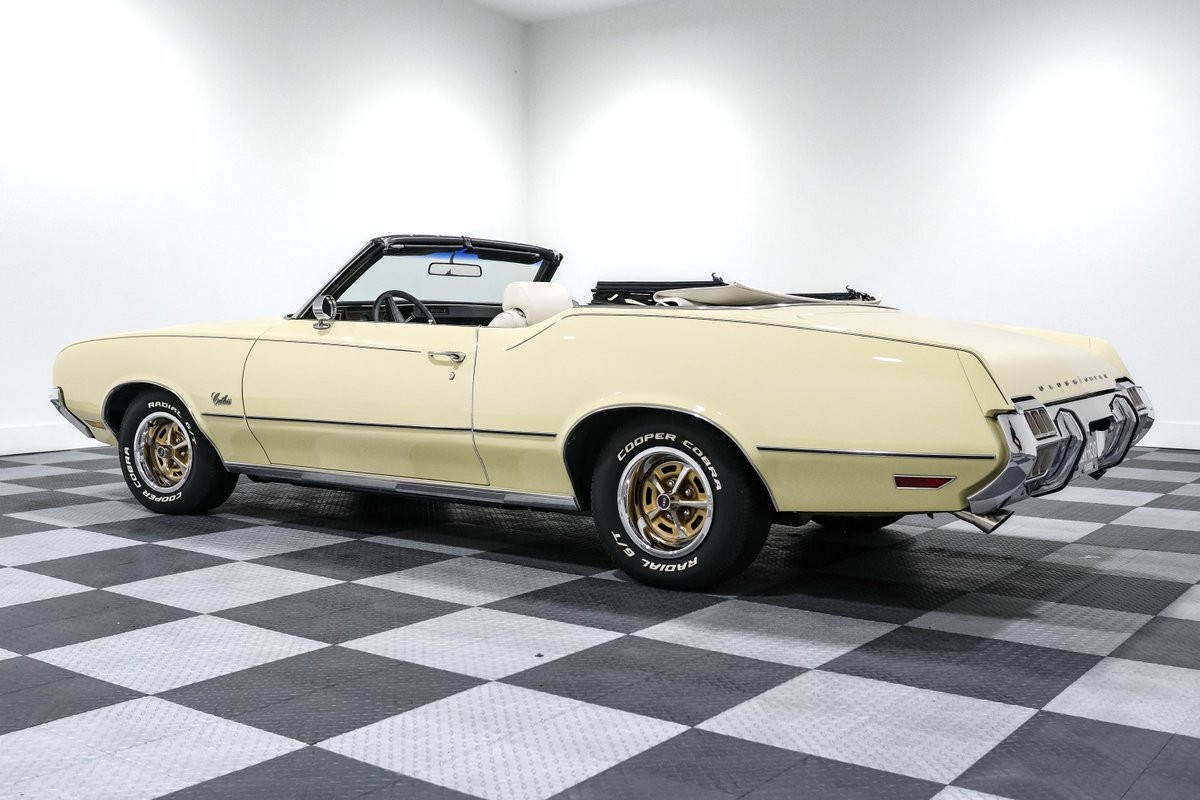 Oldsmobile-Cutlass-1972-Convertible-6