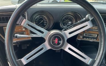 Oldsmobile-Cutlass-1975-Coupe-5