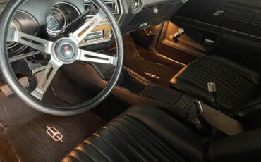 Oldsmobile-Cutlass-1975-Coupe-6