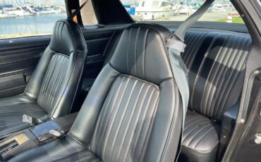 Oldsmobile-Cutlass-1975-Coupe-7