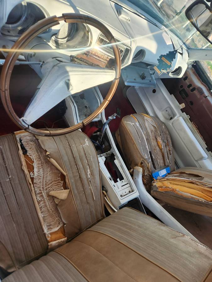 Oldsmobile-Cutlass-1976-custom-3