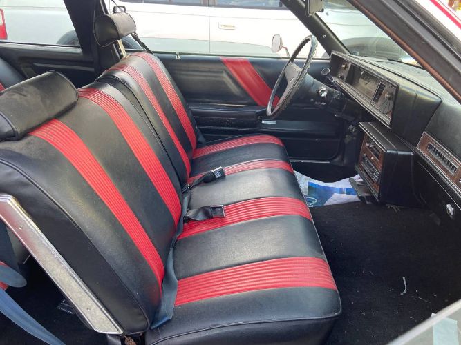 Oldsmobile-Cutlass-1978-Red-16