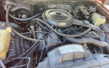 Oldsmobile-Cutlass-1978-Red-8
