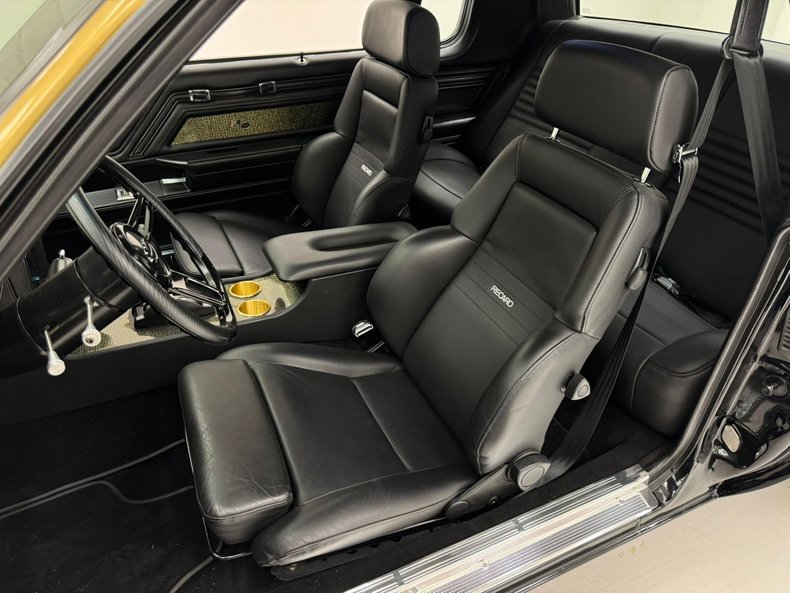 Oldsmobile-Cutlass-1979-Black-Black-35