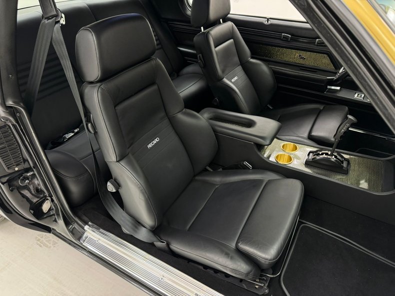 Oldsmobile-Cutlass-1979-Black-Black-37