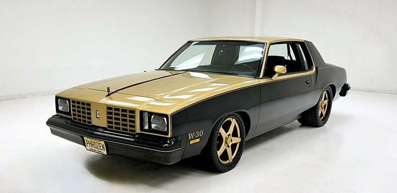 Oldsmobile-Cutlass-1979-Black-Black-46