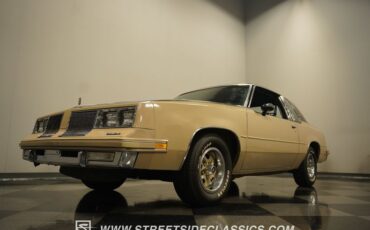 Oldsmobile-Cutlass-1981-Blue-Blue-23
