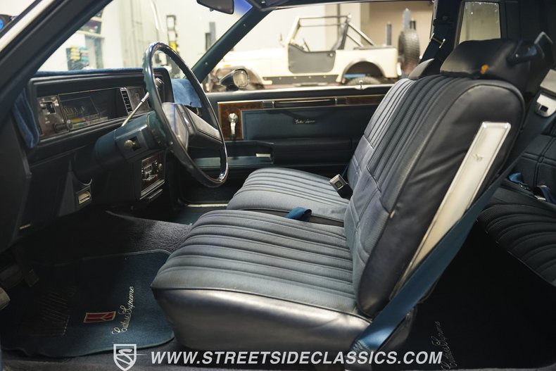 Oldsmobile-Cutlass-1981-Blue-Blue-38