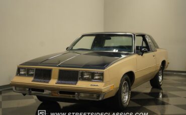 Oldsmobile-Cutlass-1981-Blue-Blue-4