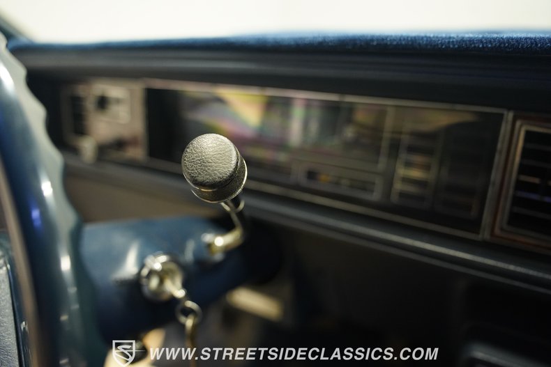 Oldsmobile-Cutlass-1981-Blue-Blue-42