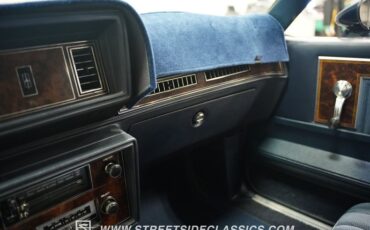 Oldsmobile-Cutlass-1981-Blue-Blue-44