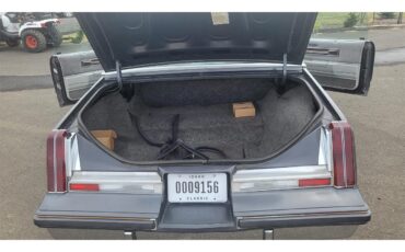 Oldsmobile-Cutlass-1982-charcoal-gray-16