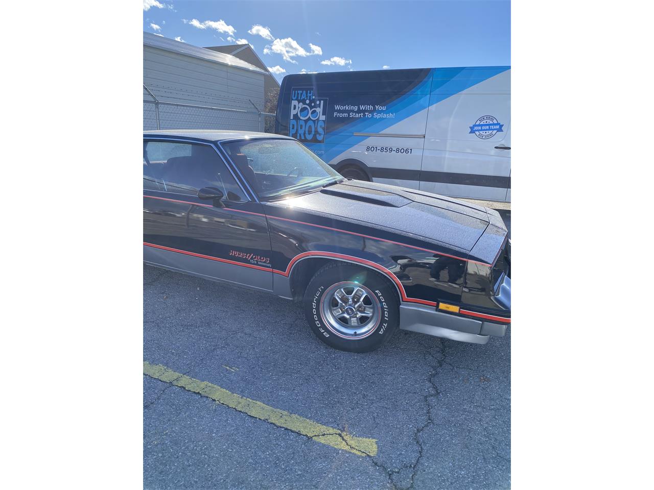 Oldsmobile-Cutlass-1983-Black-Red-5