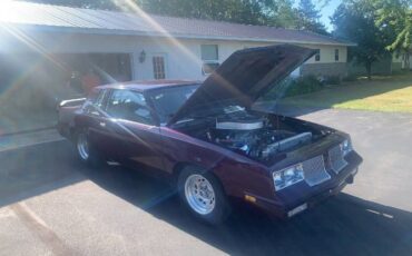 Oldsmobile-Cutlass-1983-Custom-5