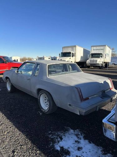 Oldsmobile-Cutlass-1983-Gray-6