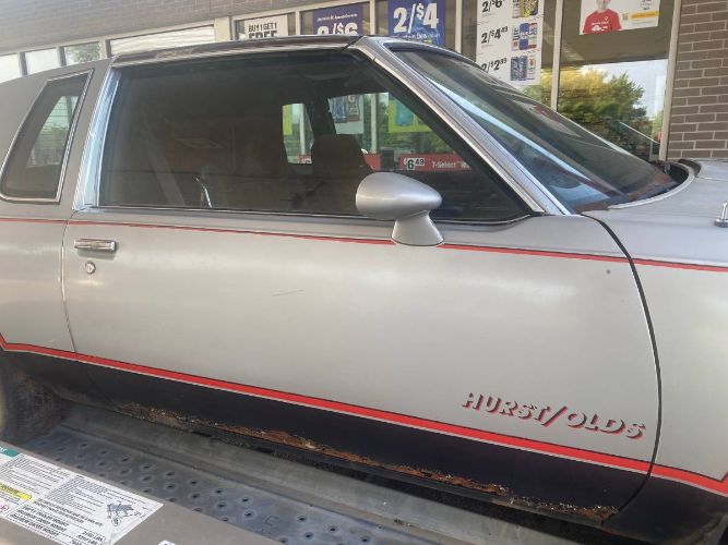 Oldsmobile-Cutlass-1984-Silver-13