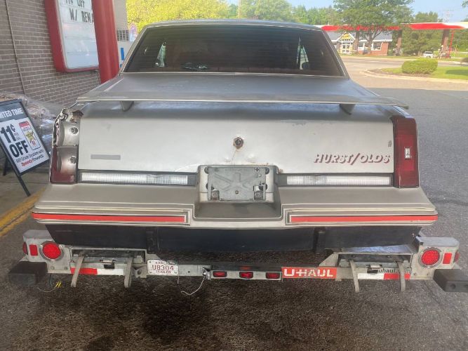 Oldsmobile-Cutlass-1984-Silver-7