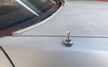 Oldsmobile-Cutlass-1984-Silver-8