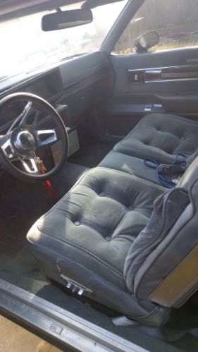 Oldsmobile-Cutlass-1985-Black-3