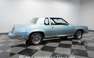 Oldsmobile-Cutlass-1986-Coupe-14