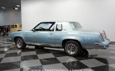 Oldsmobile-Cutlass-1986-Coupe-8