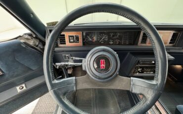 Oldsmobile-Cutlass-1986-Dark-Blue-Metallic-Dark-Blue-32