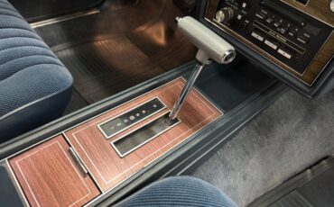 Oldsmobile-Cutlass-1986-Dark-Blue-Metallic-Dark-Blue-38