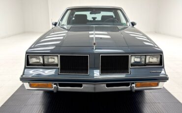 Oldsmobile-Cutlass-1986-Dark-Blue-Metallic-Dark-Blue-7