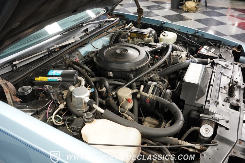 Oldsmobile-Cutlass-1986-Light-Blue-Metallic-Blue-11