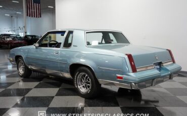 Oldsmobile-Cutlass-1986-Light-Blue-Metallic-Blue-15