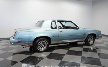 Oldsmobile-Cutlass-1986-Light-Blue-Metallic-Blue-18