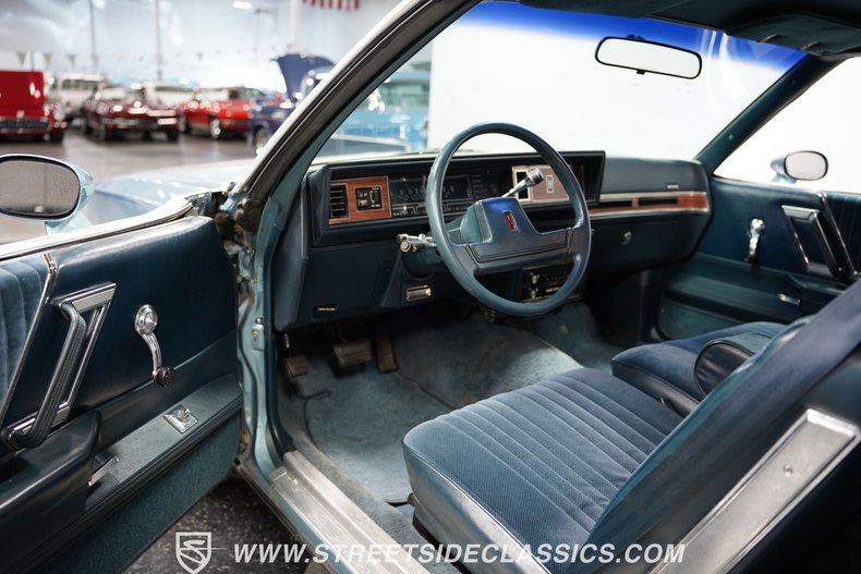 Oldsmobile-Cutlass-1986-Light-Blue-Metallic-Blue-2