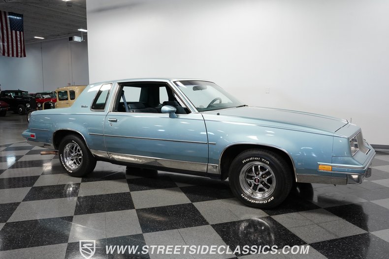 Oldsmobile-Cutlass-1986-Light-Blue-Metallic-Blue-20