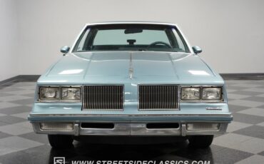 Oldsmobile-Cutlass-1986-Light-Blue-Metallic-Blue-23