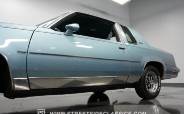 Oldsmobile-Cutlass-1986-Light-Blue-Metallic-Blue-27