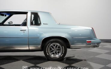 Oldsmobile-Cutlass-1986-Light-Blue-Metallic-Blue-29