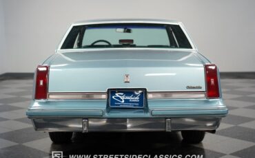 Oldsmobile-Cutlass-1986-Light-Blue-Metallic-Blue-31