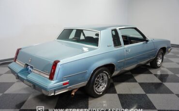 Oldsmobile-Cutlass-1986-Light-Blue-Metallic-Blue-33