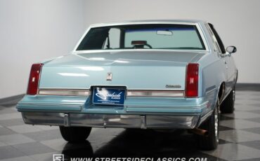Oldsmobile-Cutlass-1986-Light-Blue-Metallic-Blue-34